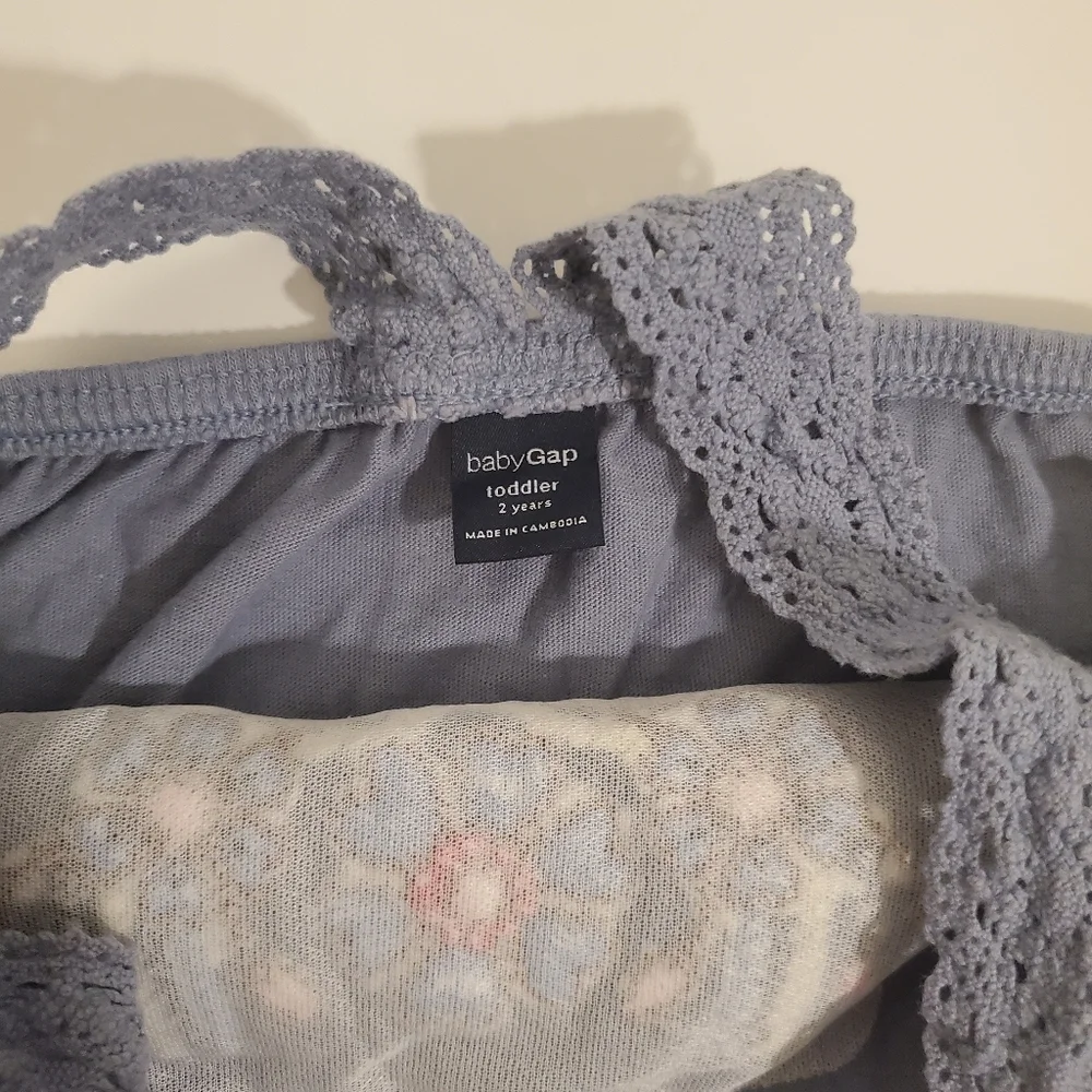 Baby Gap 2T Embroidered Tank